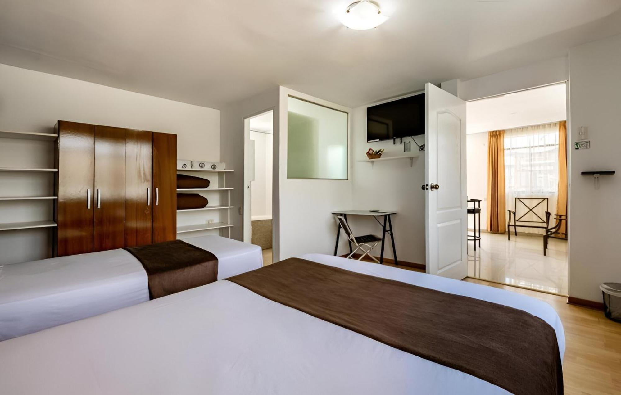 Hotel El Centurion Trujillo Exteriér fotografie