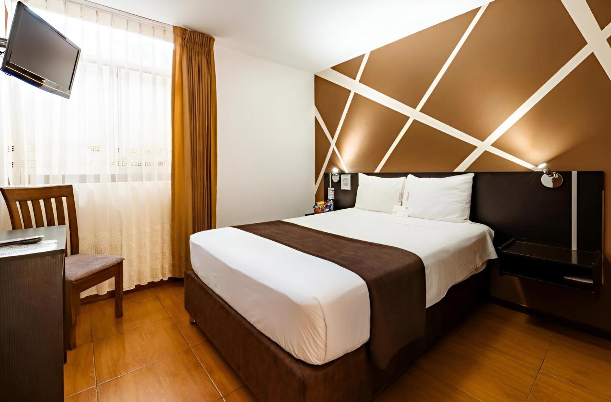 Hotel El Centurion Trujillo Exteriér fotografie