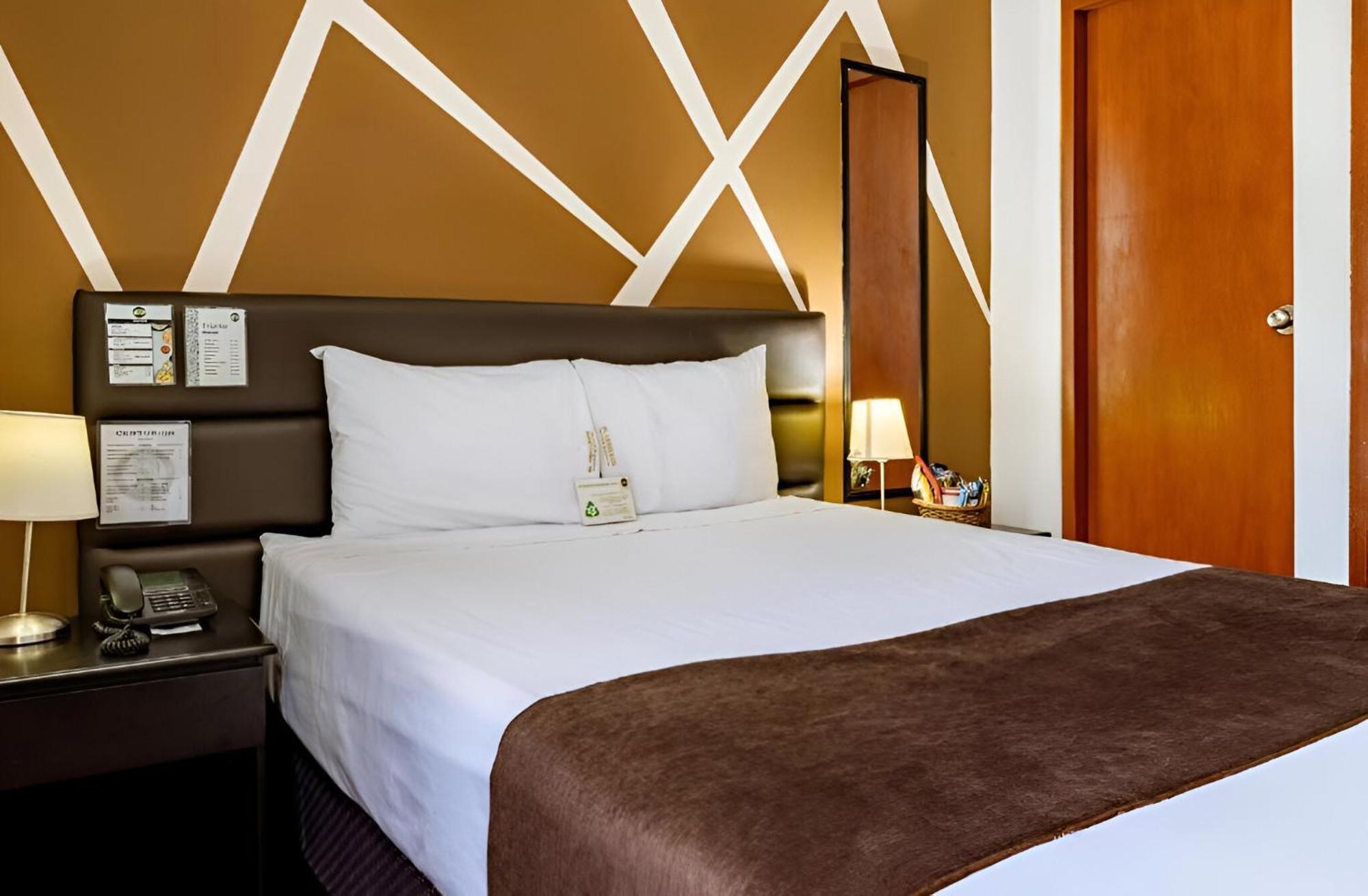 Hotel El Centurion Trujillo Exteriér fotografie